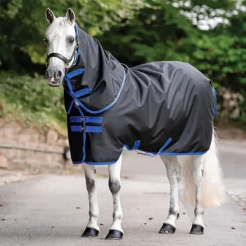 Clearance HORSEWARE ® Ireland Amigo® Ripstop 900D 200 Grams Plus Pony Turnout Black/Classic Blue