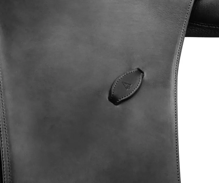 arena-high-wither-dressage-sad-yxjlGOvS-2.webp Discount SADDLERY BRANDS INTL Arena High Wither Dressage Saddle Black