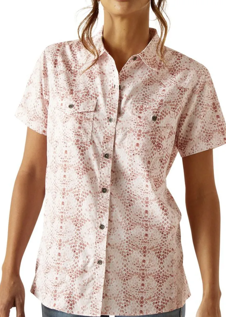 ariat-ladies-ventek-stretch-sh-PvfnzZbg-3.webp Fashion ARIAT-APPAREL Ariat® Ladies’ VenTEK™ Stretch Short Sleeve Shirt Brush Stroke Print