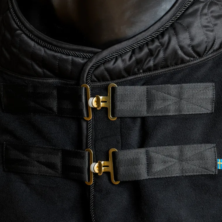 dxwrNggk_2.webp Sale BACK ON TRACK BOT LL Back on Track® Deep Nights Fleece Cooler