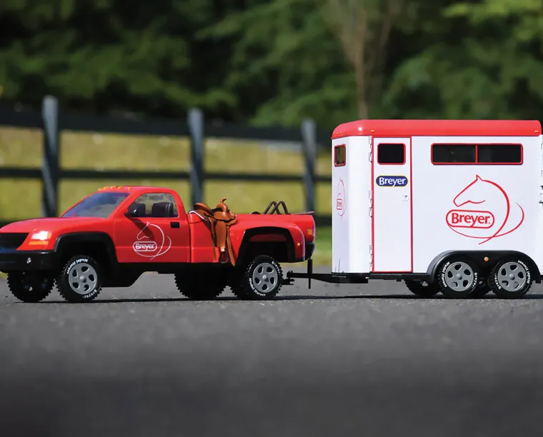 iktAiErt_1.webp Hot REEVES INTERNATIONAL Breyer® Traditional Series Two-Horse Trailer