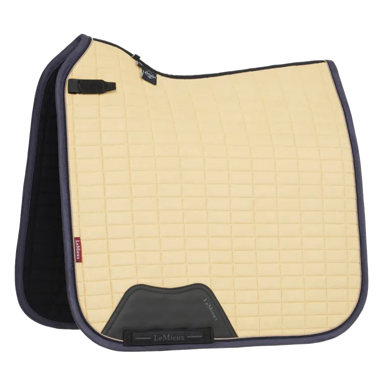 lemieux-suede-dressage-pad-UFvzVMjq-2.webp Discount HORSE HEALTH TRADE LeMieux® Suede Dressage Pad