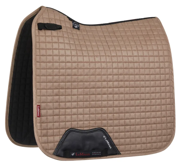 lemieuxsuede-dressage-square-p-mKWrmRfX-36.webp Clearance HORSE HEALTH TRADE LeMieux® Suede Dressage Square Pad