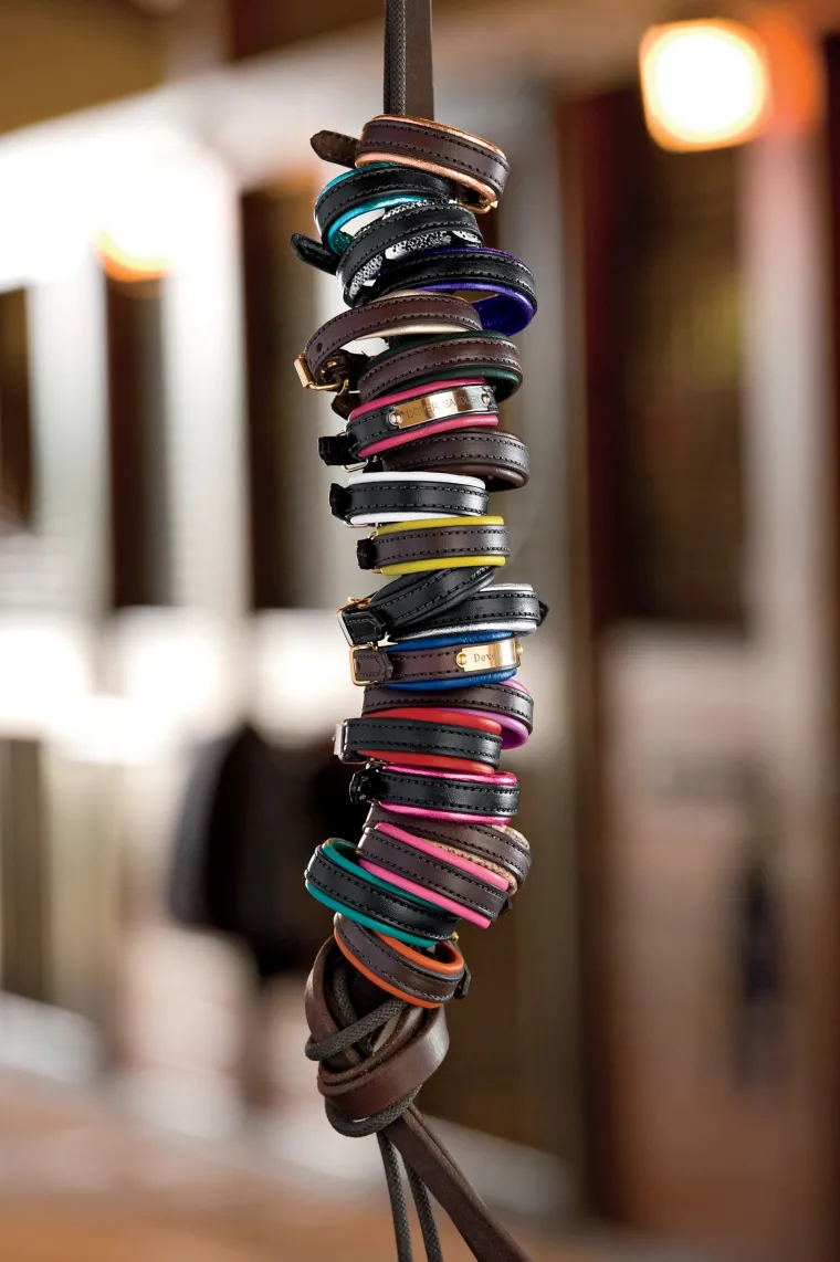 perris-padded-leather-nameplat-omGKpjLf-33.webp Discount PERRIS LEATHER Perri’s® Padded Leather Nameplate Bracelet