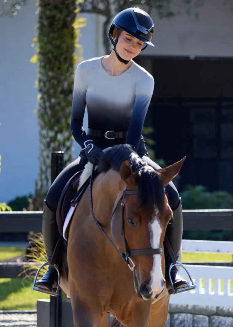 tkeqladies-kennedy-seamless-lo-xdFAeSyS-3.webp Outlet TKEQ THE SHOP TKEQ Ladies’ Kennedy Seamless Long Sleeve Top 2.0