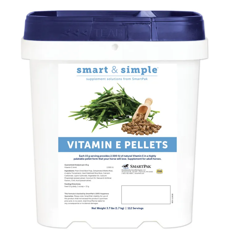 zrzFFMLN_0.webp Clearance SMARTPAK SmartEquine™ Smart & Simple® Vitamin E Pellets - 3.7 lbs.